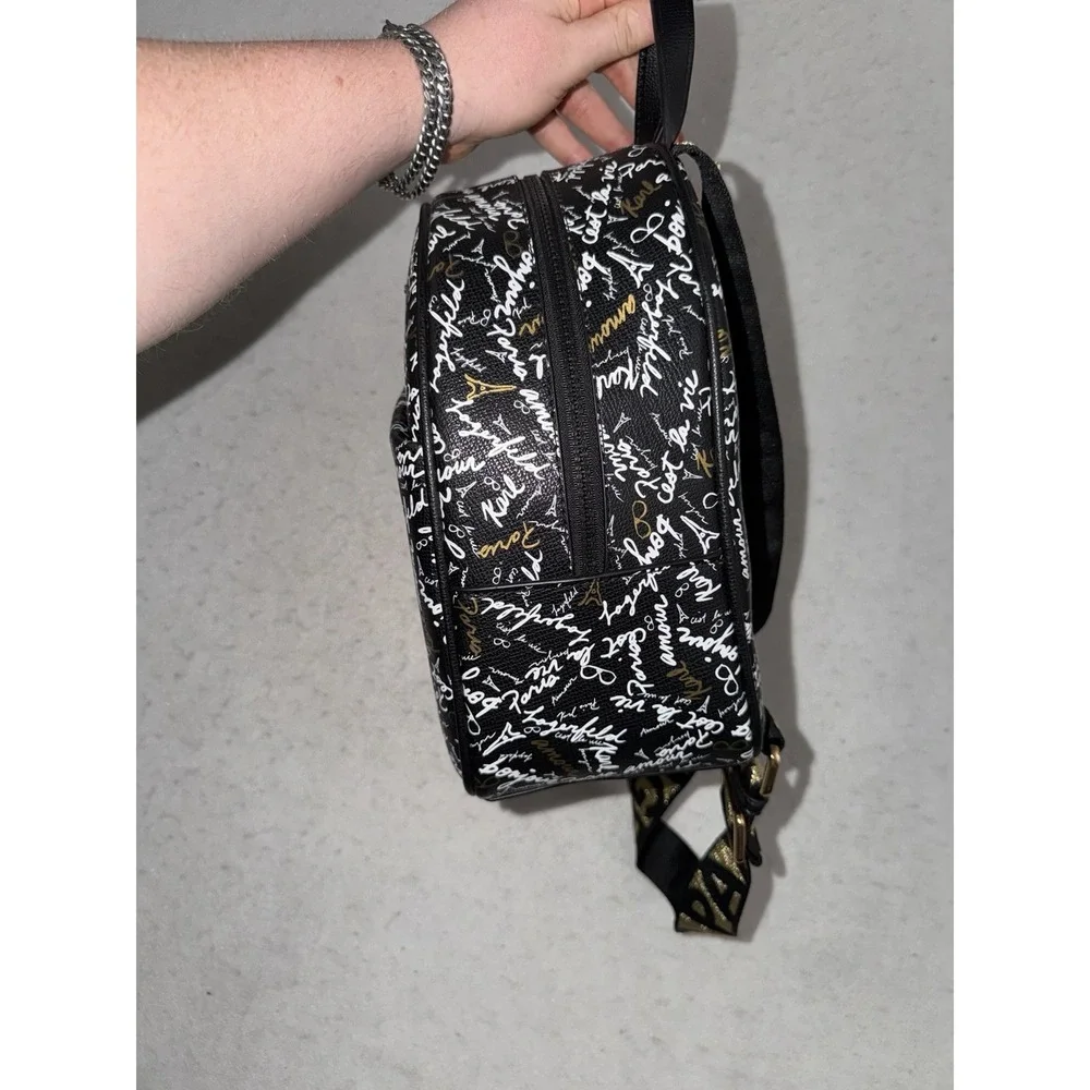 Karl Lagerfeld Paris Medium Backpack Black Gold AOP‎ Script L5GK48CJ NWT $198
